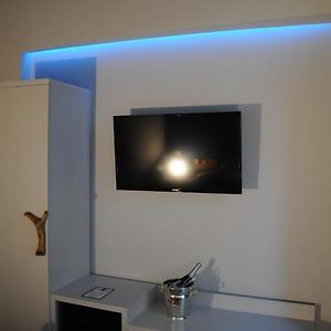 Private Bathroom Triple Room